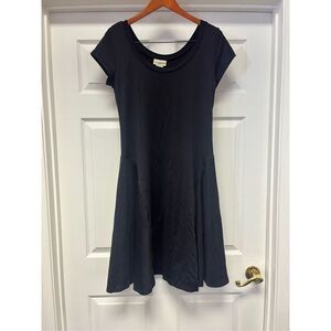 Travelsmith Black Cap Sleeve Scoop Neck Swing MIDI Dress sz MP NWOT